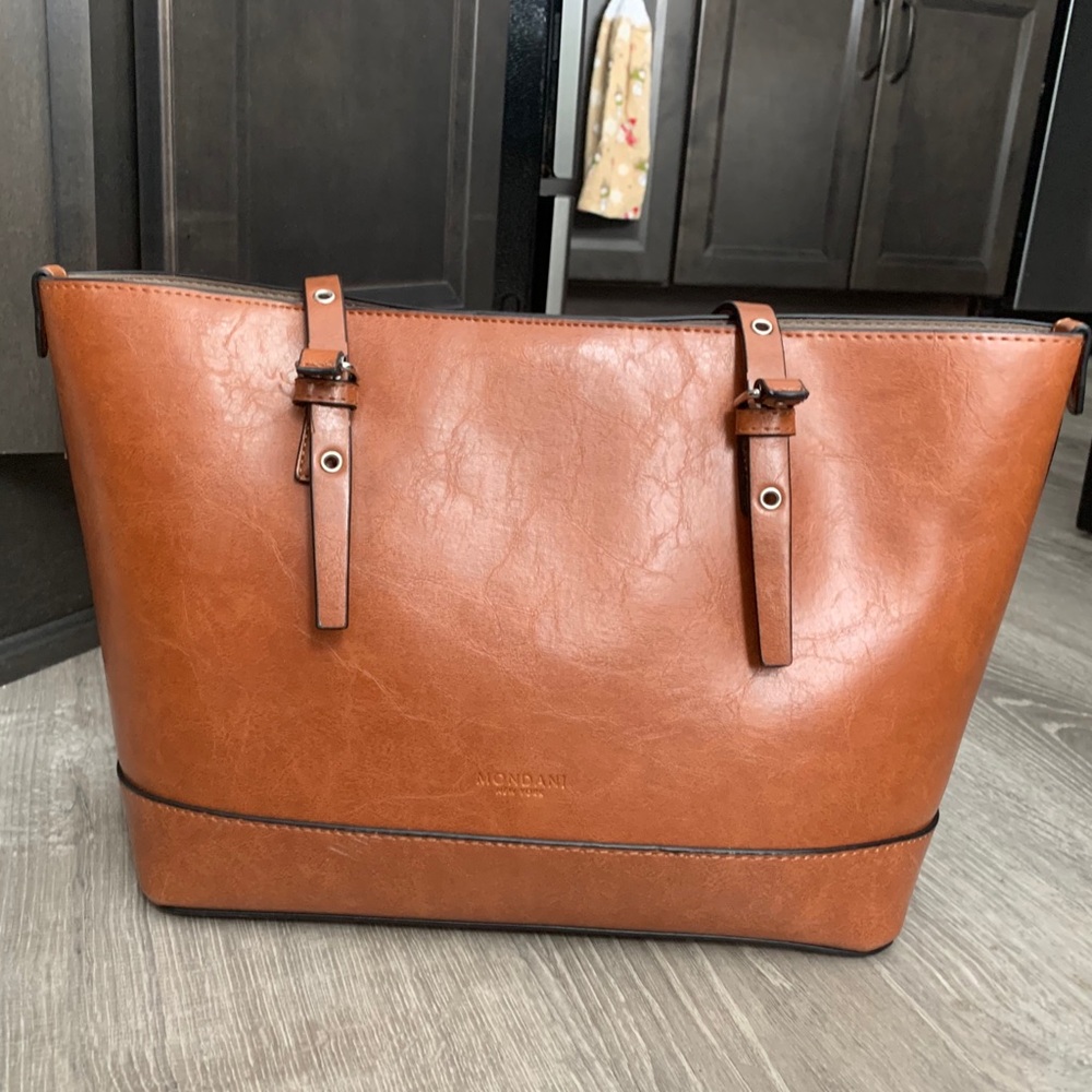 Mondani Cognac purse/tote!